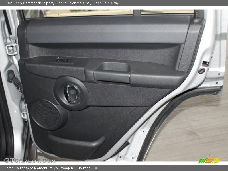 Bright Silver Metallic / Dark Slate Gray 2009 Jeep Commander Sport