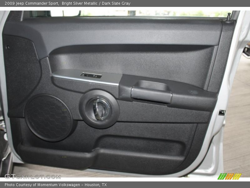 Bright Silver Metallic / Dark Slate Gray 2009 Jeep Commander Sport