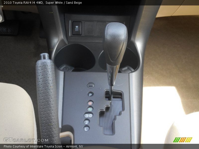 Super White / Sand Beige 2010 Toyota RAV4 I4 4WD