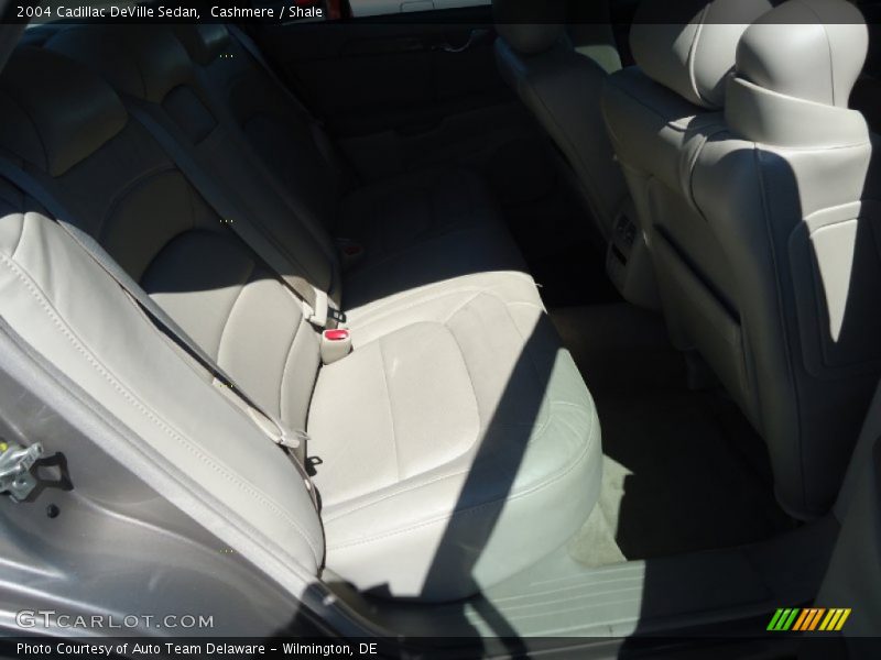 Cashmere / Shale 2004 Cadillac DeVille Sedan