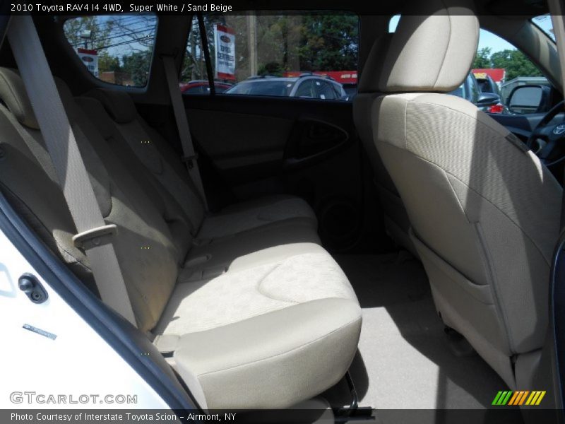 Super White / Sand Beige 2010 Toyota RAV4 I4 4WD