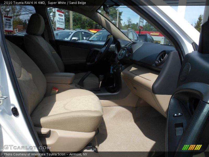 Super White / Sand Beige 2010 Toyota RAV4 I4 4WD