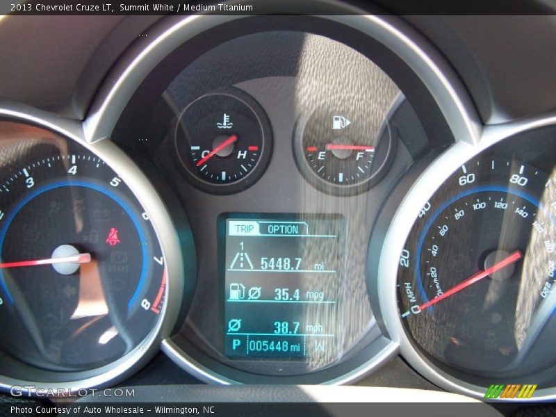 Summit White / Medium Titanium 2013 Chevrolet Cruze LT