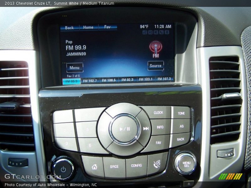 Summit White / Medium Titanium 2013 Chevrolet Cruze LT