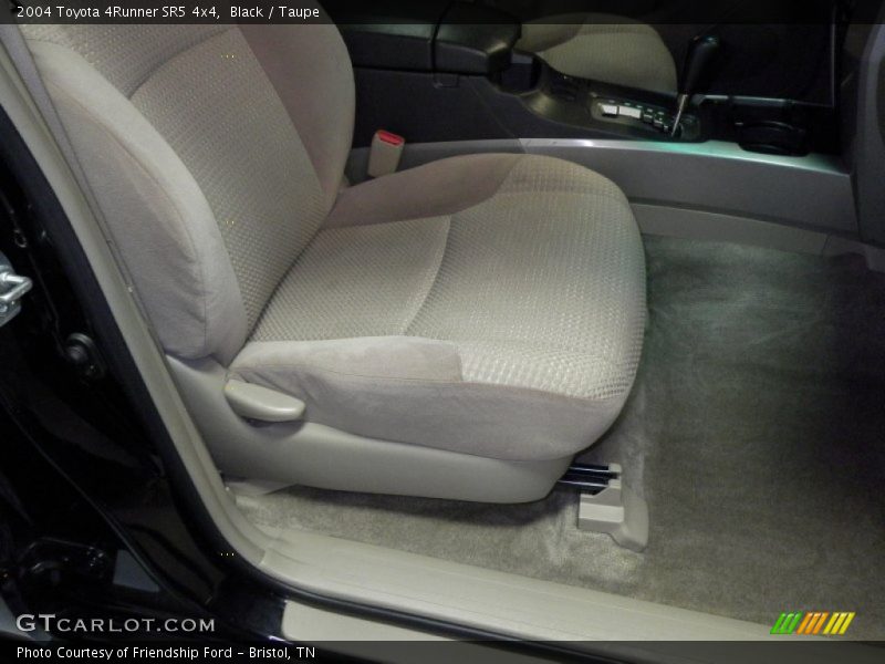 Black / Taupe 2004 Toyota 4Runner SR5 4x4