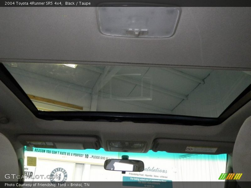 Black / Taupe 2004 Toyota 4Runner SR5 4x4