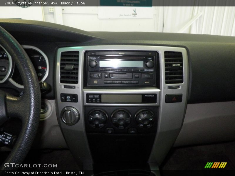 Black / Taupe 2004 Toyota 4Runner SR5 4x4