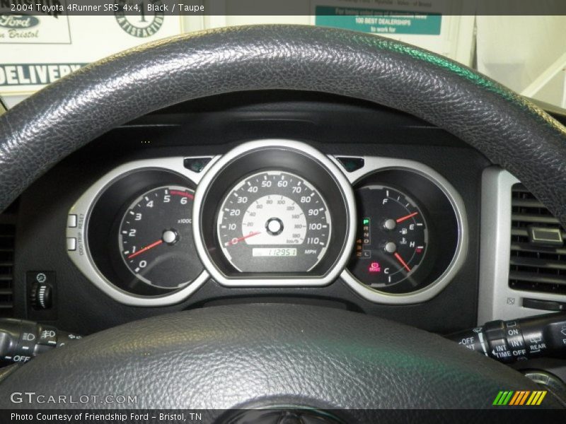 Black / Taupe 2004 Toyota 4Runner SR5 4x4