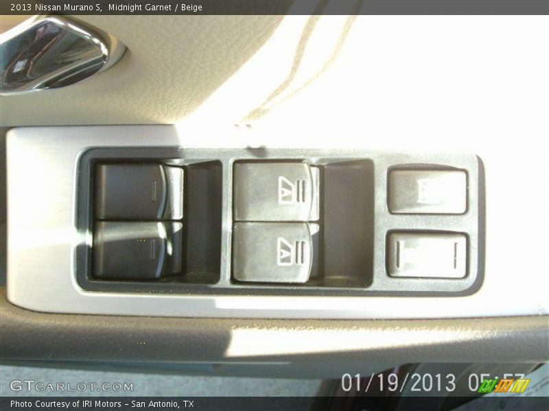 Midnight Garnet / Beige 2013 Nissan Murano S