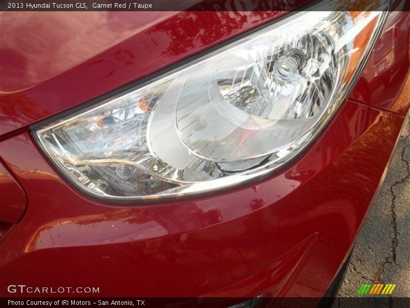 Garnet Red / Taupe 2013 Hyundai Tucson GLS