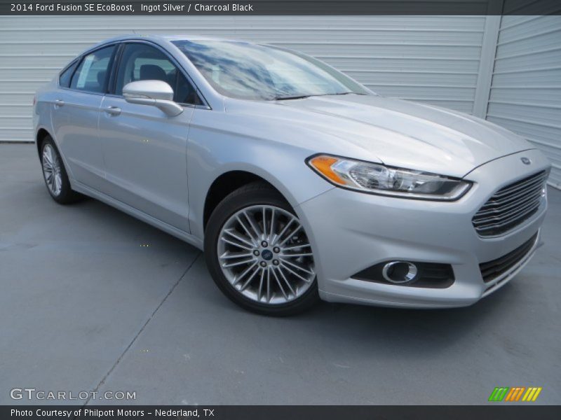 Front 3/4 View of 2014 Fusion SE EcoBoost