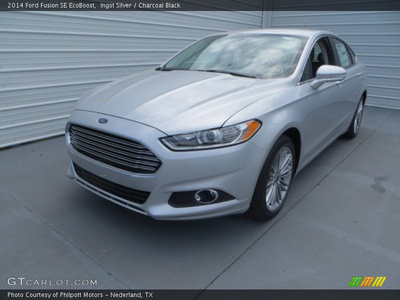 Ingot Silver / Charcoal Black 2014 Ford Fusion SE EcoBoost