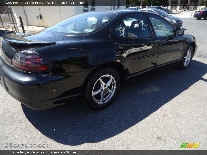 Black / Graphite 2000 Pontiac Grand Prix GT Sedan