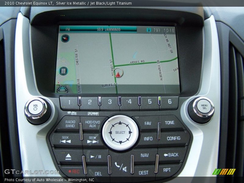 Silver Ice Metallic / Jet Black/Light Titanium 2010 Chevrolet Equinox LT