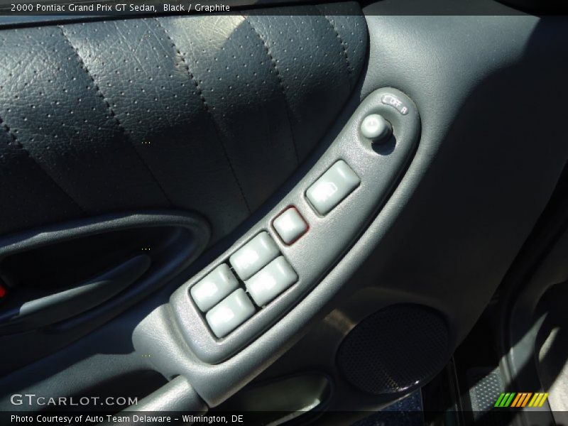Black / Graphite 2000 Pontiac Grand Prix GT Sedan