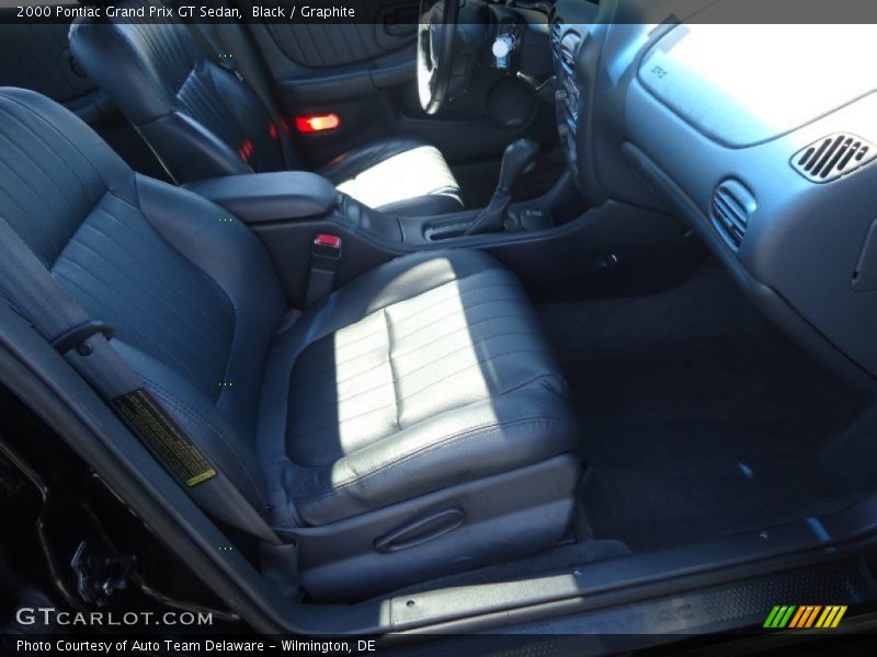 Black / Graphite 2000 Pontiac Grand Prix GT Sedan