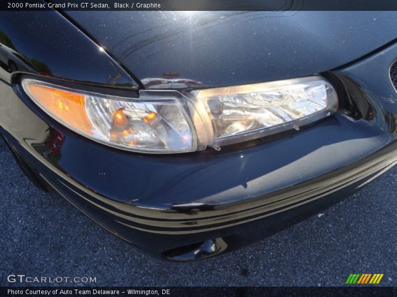 Black / Graphite 2000 Pontiac Grand Prix GT Sedan