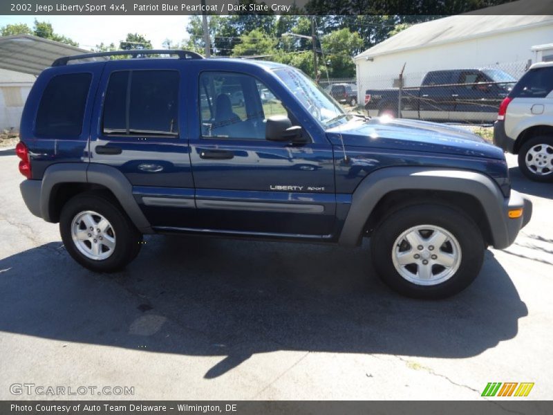 Patriot Blue Pearlcoat / Dark Slate Gray 2002 Jeep Liberty Sport 4x4