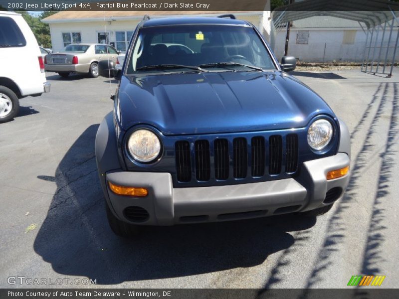 Patriot Blue Pearlcoat / Dark Slate Gray 2002 Jeep Liberty Sport 4x4