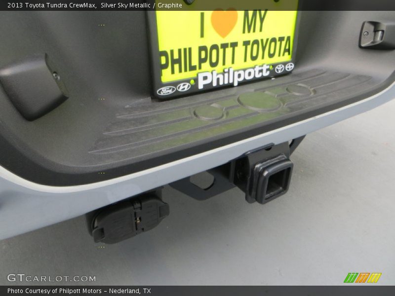 Silver Sky Metallic / Graphite 2013 Toyota Tundra CrewMax