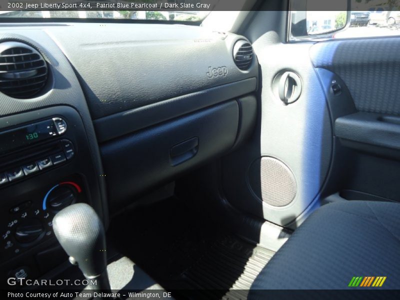 Patriot Blue Pearlcoat / Dark Slate Gray 2002 Jeep Liberty Sport 4x4