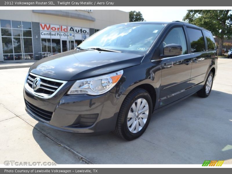 Twilight Gray Metallic / Aero Gray 2012 Volkswagen Routan SEL