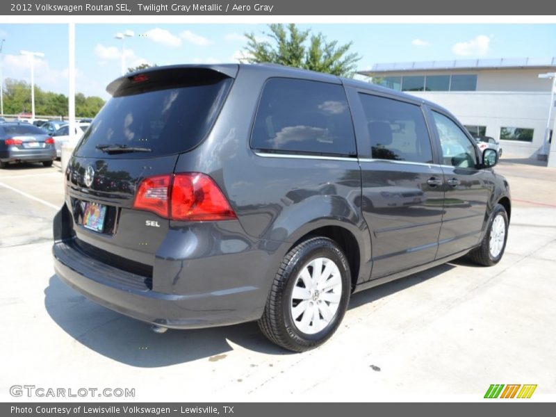 Twilight Gray Metallic / Aero Gray 2012 Volkswagen Routan SEL