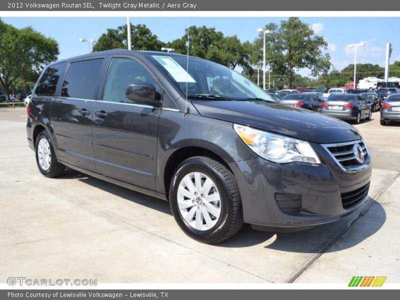 Twilight Gray Metallic / Aero Gray 2012 Volkswagen Routan SEL