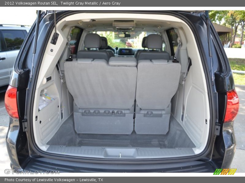 Twilight Gray Metallic / Aero Gray 2012 Volkswagen Routan SEL