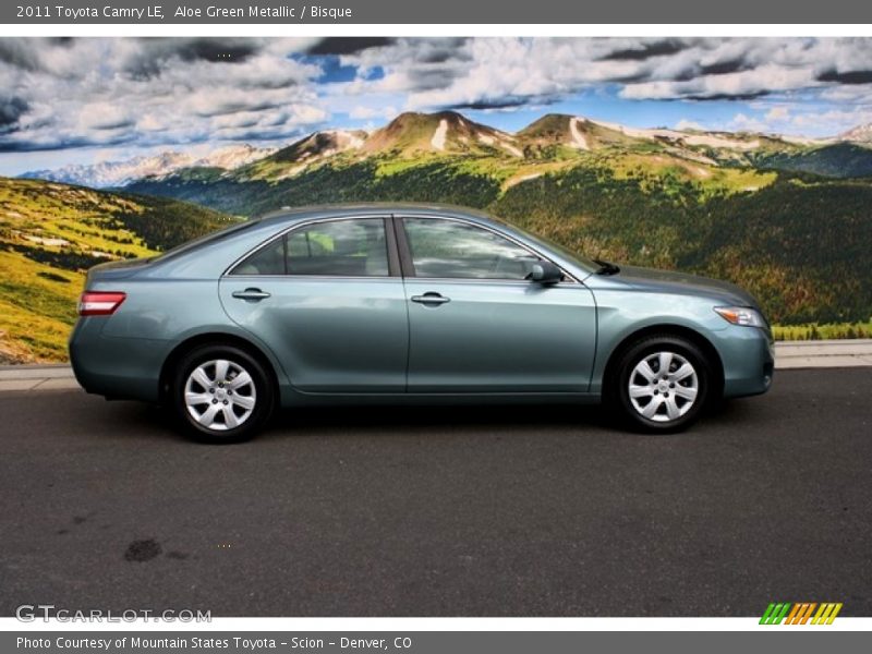 Aloe Green Metallic / Bisque 2011 Toyota Camry LE