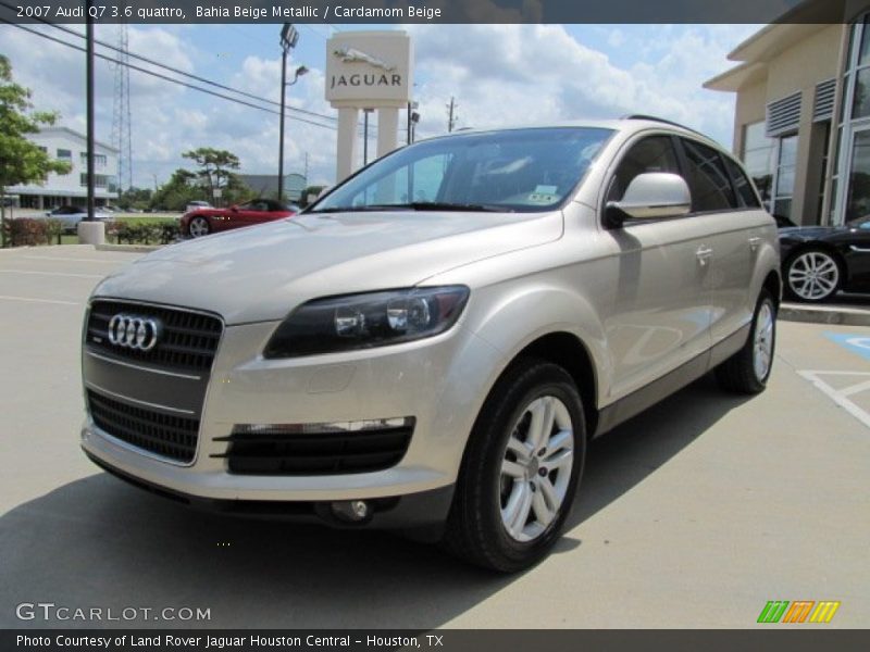 Front 3/4 View of 2007 Q7 3.6 quattro