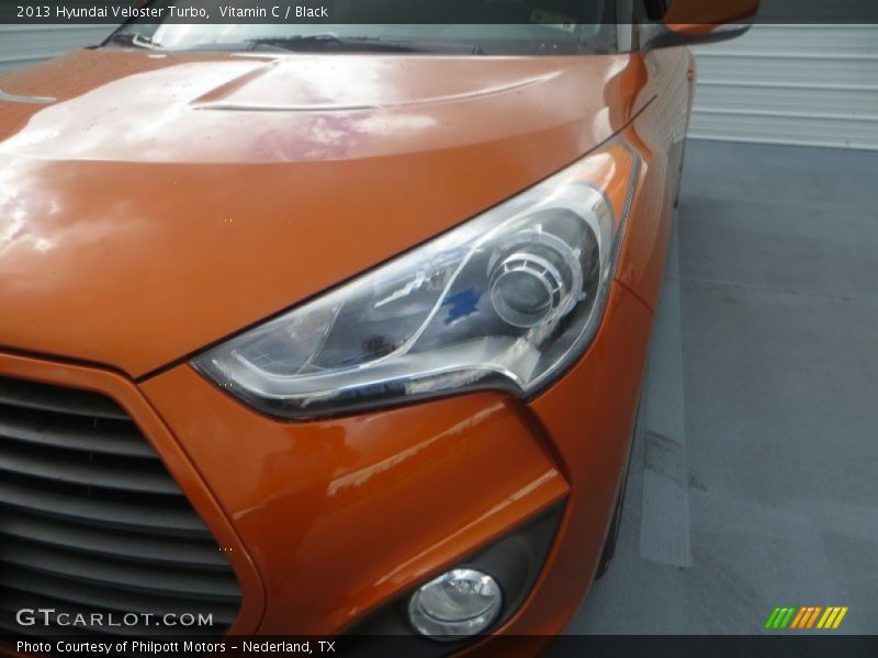 Vitamin C / Black 2013 Hyundai Veloster Turbo