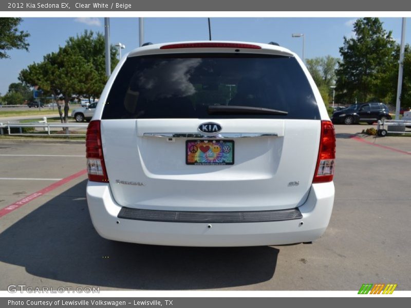 Clear White / Beige 2012 Kia Sedona EX