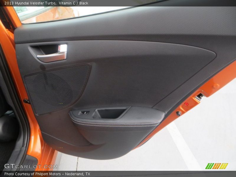 Vitamin C / Black 2013 Hyundai Veloster Turbo