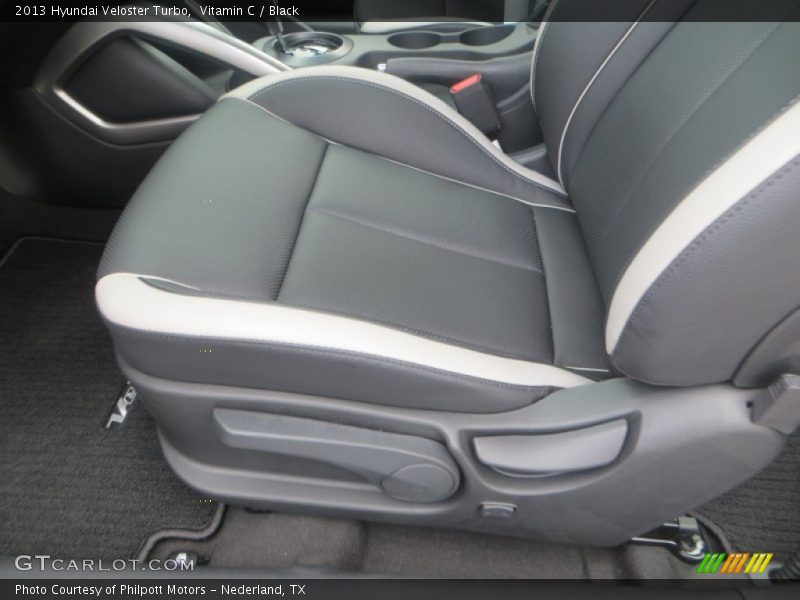 Vitamin C / Black 2013 Hyundai Veloster Turbo