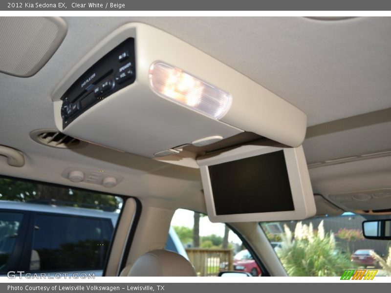 Clear White / Beige 2012 Kia Sedona EX