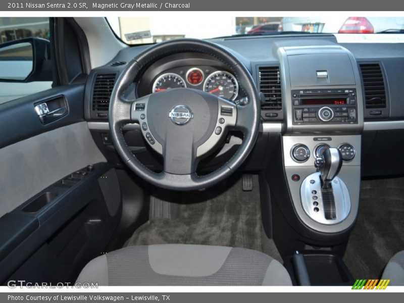 Magnetic Gray Metallic / Charcoal 2011 Nissan Sentra 2.0 SR