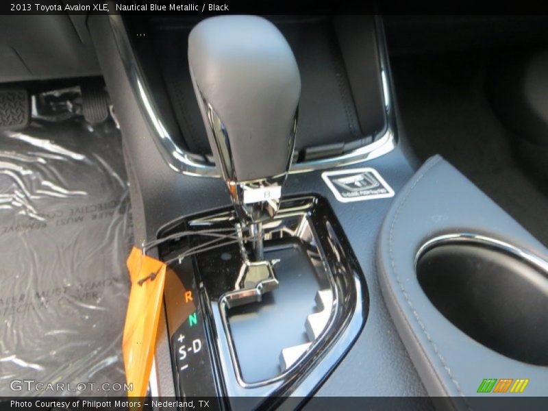 Nautical Blue Metallic / Black 2013 Toyota Avalon XLE