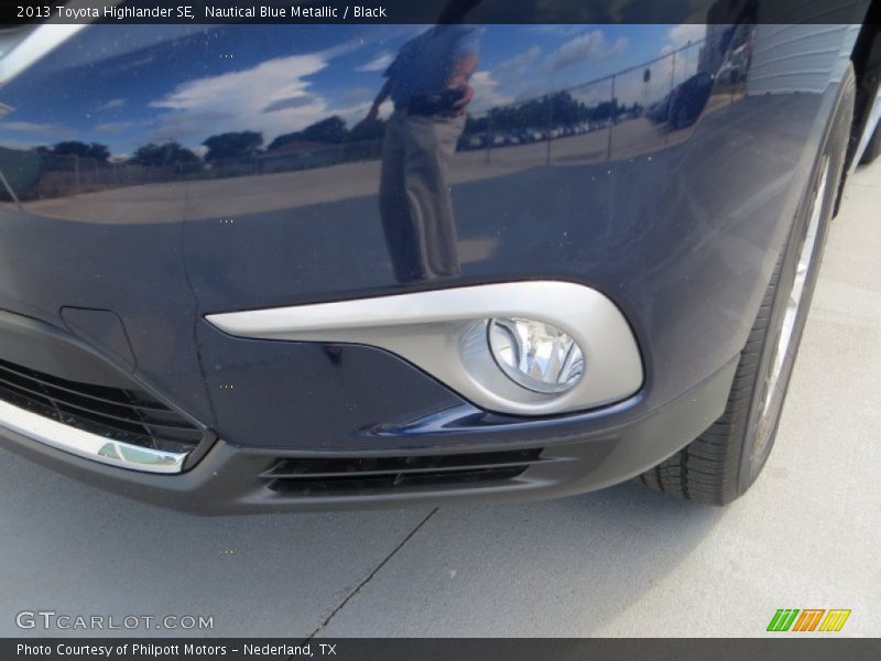 Nautical Blue Metallic / Black 2013 Toyota Highlander SE