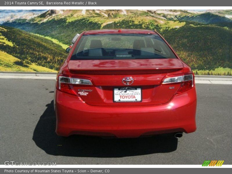 Barcelona Red Metallic / Black 2014 Toyota Camry SE