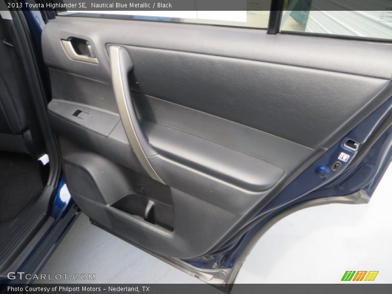 Nautical Blue Metallic / Black 2013 Toyota Highlander SE