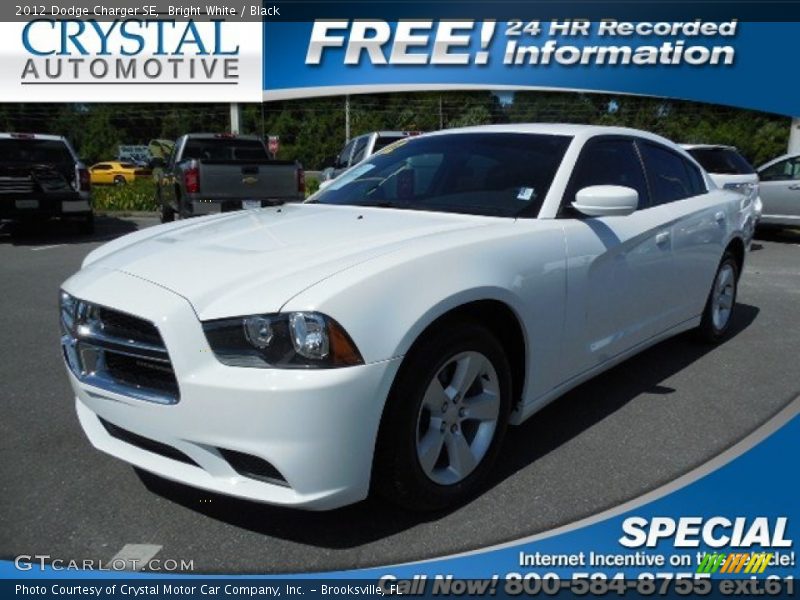 Bright White / Black 2012 Dodge Charger SE