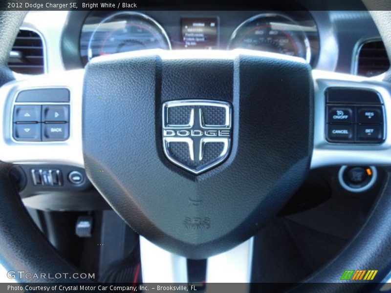 Bright White / Black 2012 Dodge Charger SE
