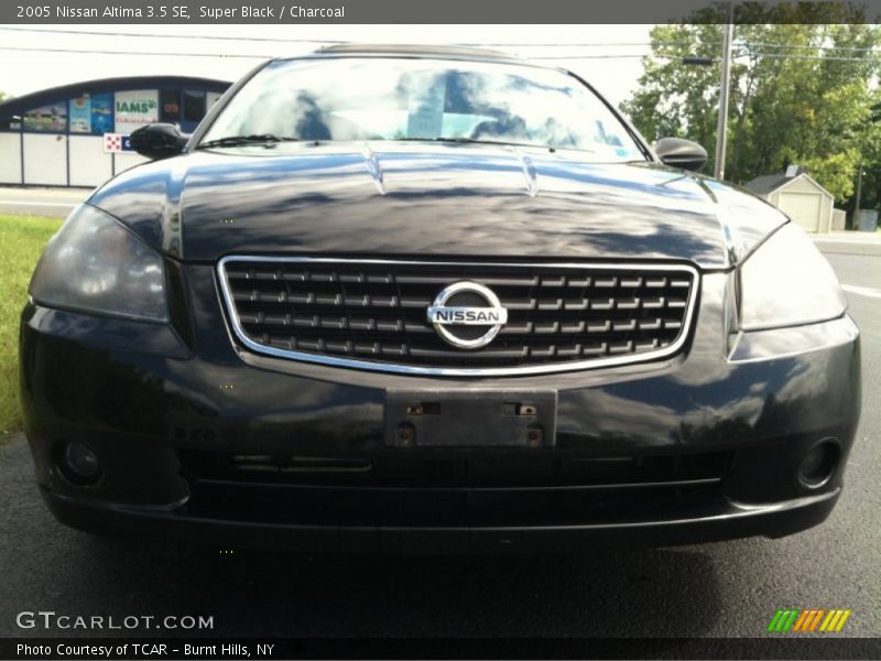Super Black / Charcoal 2005 Nissan Altima 3.5 SE