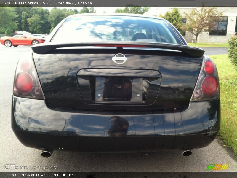 Super Black / Charcoal 2005 Nissan Altima 3.5 SE