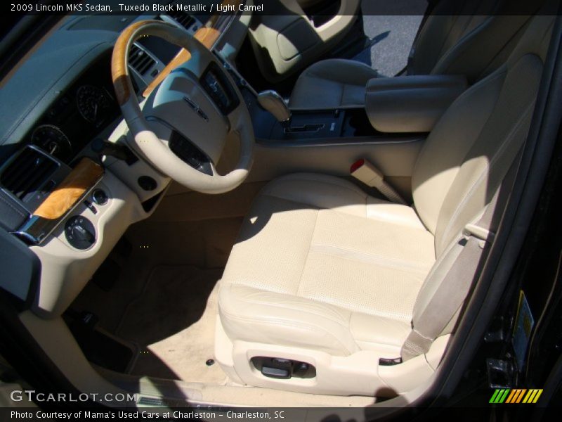 Tuxedo Black Metallic / Light Camel 2009 Lincoln MKS Sedan