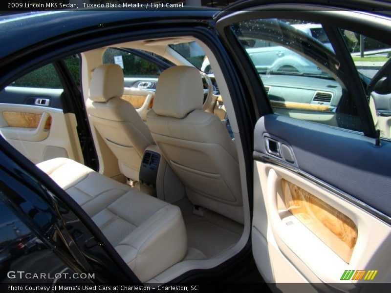 Tuxedo Black Metallic / Light Camel 2009 Lincoln MKS Sedan