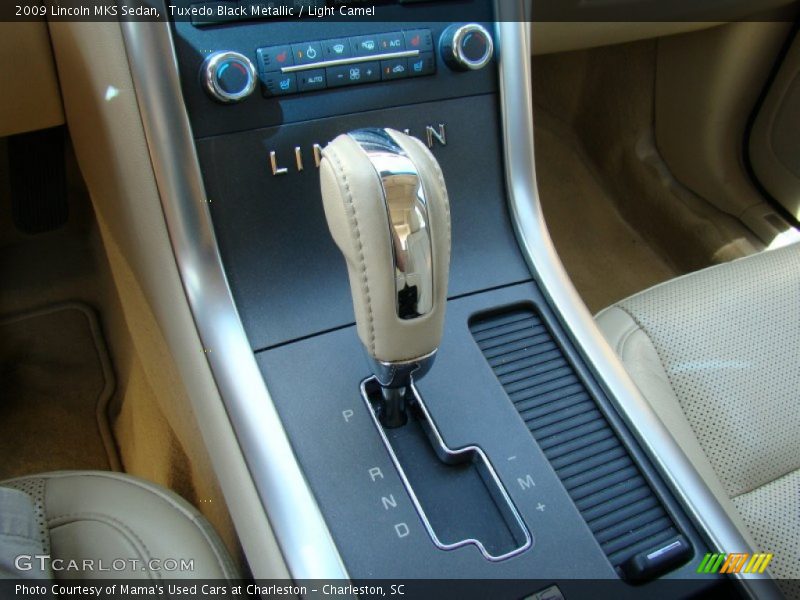 Tuxedo Black Metallic / Light Camel 2009 Lincoln MKS Sedan