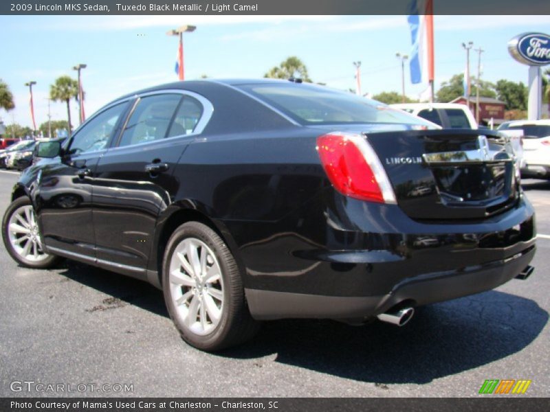 Tuxedo Black Metallic / Light Camel 2009 Lincoln MKS Sedan