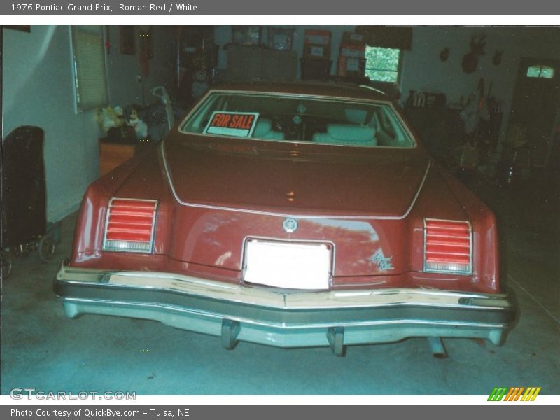 Roman Red / White 1976 Pontiac Grand Prix